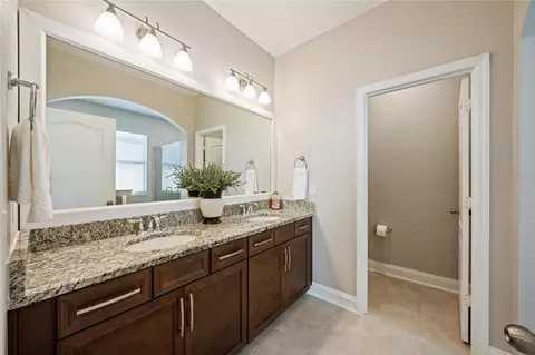 Bath - 1110 Umbria Ln, Saint Cloud, FL 34771 photo 1 of 9