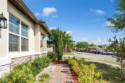 Exterior - 1110 Umbria Ln, Saint Cloud, FL 34771 photo 3 of 9