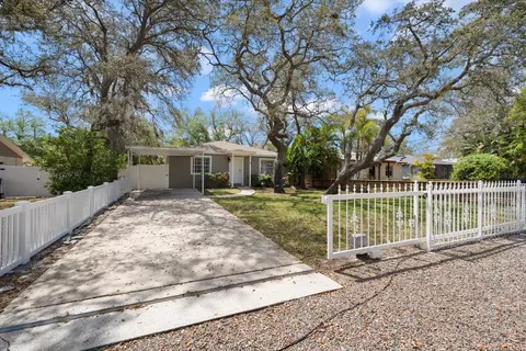3128 W Varn Ave, Tampa, FL 33611