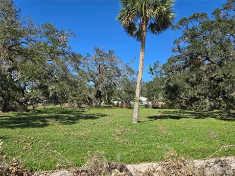 1800 N Tamiami Trl, Sarasota, FL 34234