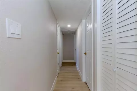 Entry Way - 10889 124th Ave, Largo, FL 33778 photo 1 of 1