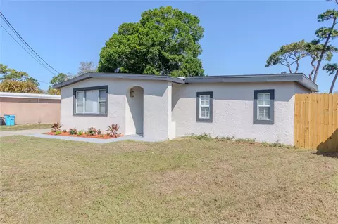 Exterior - 10889 124th Ave, Largo, FL 33778 photo 7 of 18