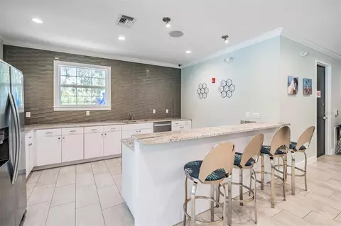 Kitchen - 7012 Holly Heath Dr, Riverview, FL 33578 photo 4 of 4