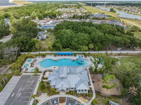 View/Area - 7012 Holly Heath Dr, Riverview, FL 33578 photo 2 of 5