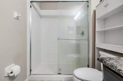Bath - 7012 Holly Heath Dr, Riverview, FL 33578 photo 6 of 6