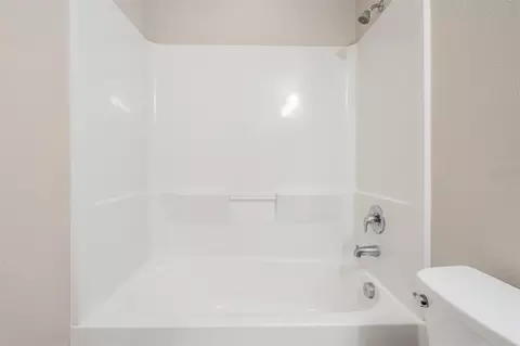 Bath - 7012 Holly Heath Dr, Riverview, FL 33578 photo 3 of 6