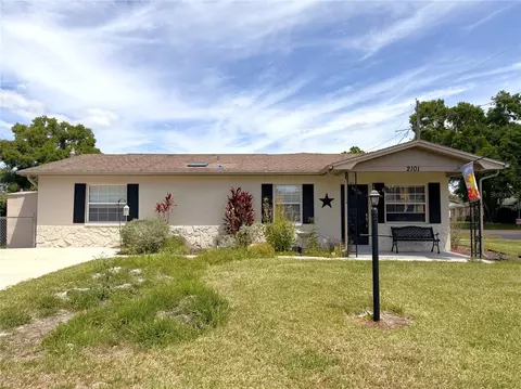 2101 W Hamilton Ave, Tampa, FL 33604