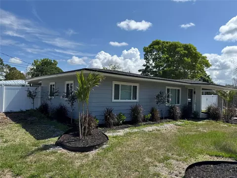 2917 Michigan St, Sarasota, FL 34237