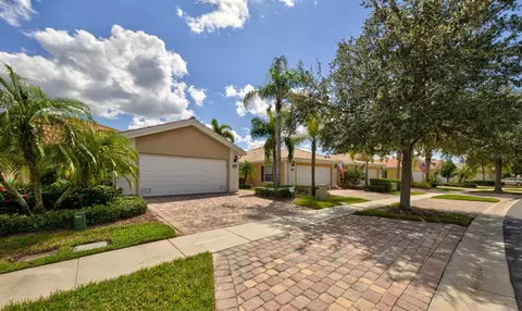3405 Hyperion Way SE, Palm Bay, FL 32909