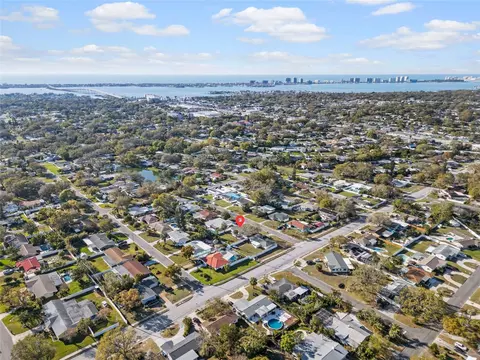View/Area - 2003 6th Pl SW, Largo, FL 33770 photo 5 of 5