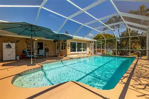 Exterior - 1365 Windsor Dr, Clearwater, FL 33756 photo 8 of 16