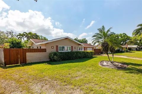 Exterior - 1365 Windsor Dr, Clearwater, FL 33756 photo 2 of 16