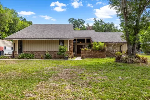 3308 Cooper Rd, Plant City, FL 33565