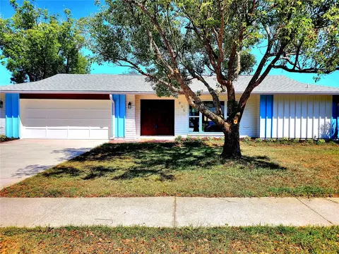 835 Anchorage Ln, Palm Harbor, FL 34685