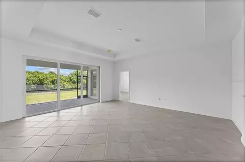 Living - 18384 Legacy Preserve Dr, Parrish, FL 34219 photo 2 of 5