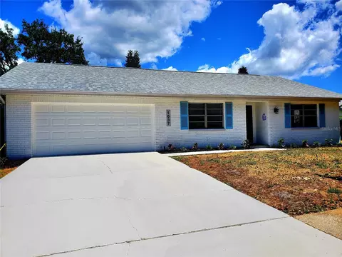 1637 Caledonia Dr, Palm Harbor, FL 34684