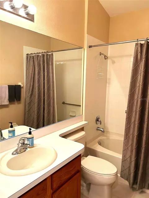 Bath - 11636 Spindrift Loop, Hudson, FL 34667 photo 3 of 3