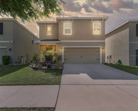 210 Cinnamon Bark Pl, Valrico, FL 33594