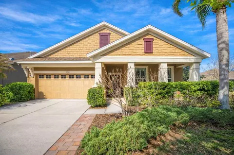 5323 Crosscourt View Dr, Lithia, FL 33547