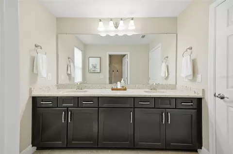 Bath - 8310 Carrhill Pl, Parrish, FL 34219 photo 7 of 8