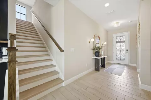 Entry Way - 8310 Carrhill Pl, Parrish, FL 34219 photo 3 of 7