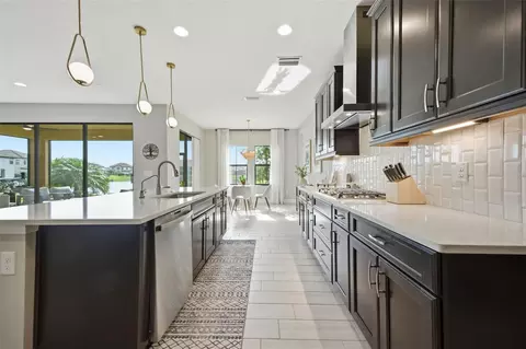 Kitchen - 8310 Carrhill Pl, Parrish, FL 34219 photo 4 of 7