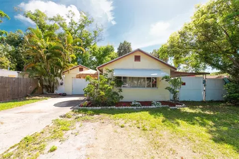 1846 51st St S, Gulfport, FL 33707