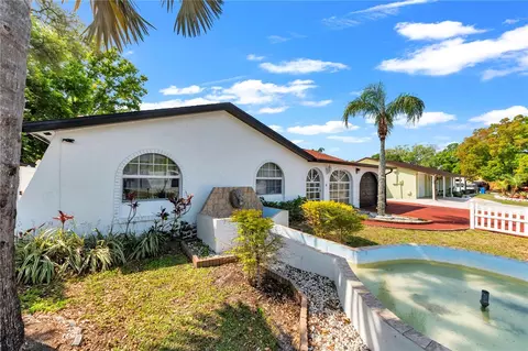 9043 Hickory Cir, Tampa, FL 33615