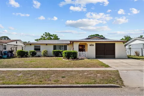 6112 12th Ave, New Port Richey, FL 34653