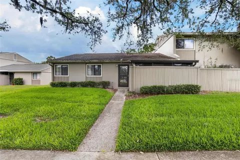 7933 Pine Dr #37, Temple Terrace, FL 33637