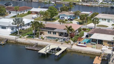 5401 Pilots Pl, New Port Richey, FL 34652