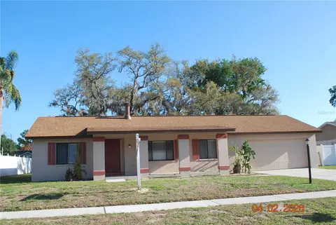 3521 Yale Cir, Riverview, FL 33578