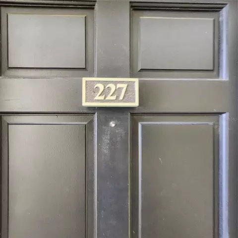 3206 W Azeele St #227, Tampa, FL 33609