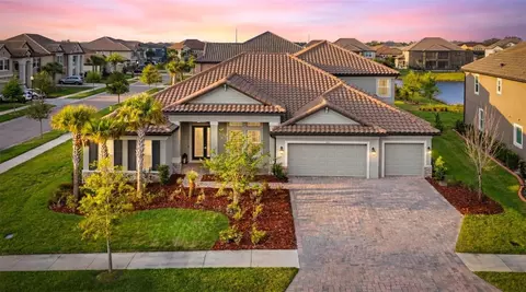7073 Graybrook Dr, Wesley Chapel, FL 33545