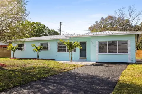 Exterior - 3526 Azalea Pl, Largo, FL 33771 photo 7 of 7