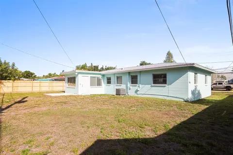 Exterior - 3526 Azalea Pl, Largo, FL 33771 photo 5 of 7