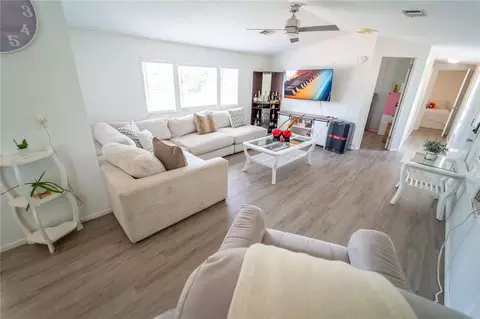 12711 Lovers Ln, Riverview, FL 33579 photo 17