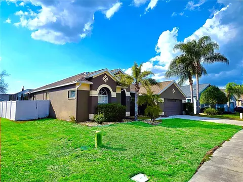 7927 Roundelay Dr, New Port Richey, FL 34654
