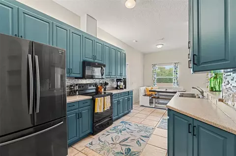 Kitchen - 9637 Wydella Street St, Riverview, FL 33569 photo 2 of 2