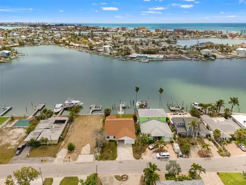 811 Bay Point Dr, Madeira Beach, FL 33708