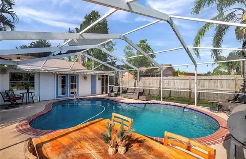 2873 Sarah Dr, Clearwater, FL 33759