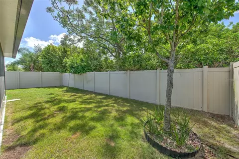 Exterior - 11130 Spring Point Cir, Riverview, FL 33579 photo 8 of 13