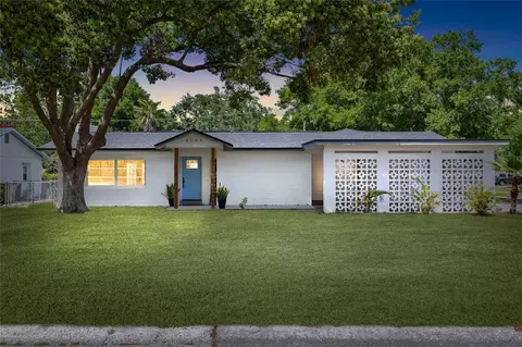 6128 E 111th Ave, Temple Terrace, FL 33617