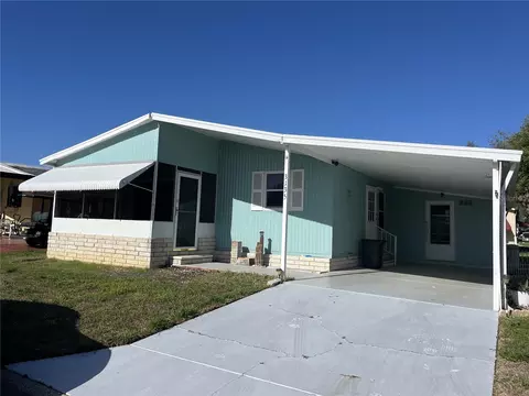 3135 Great Oak St, Wesley Chapel, FL 33543