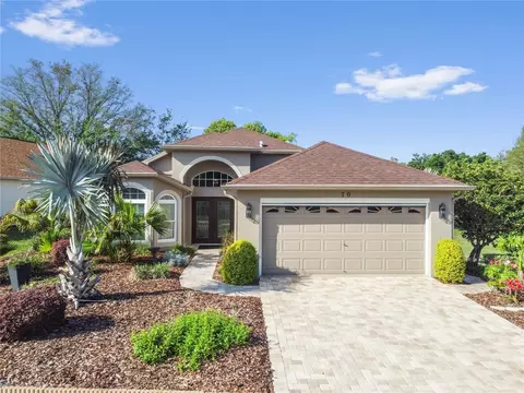 70 Center Oak Cir, Spring Hill, FL 34609