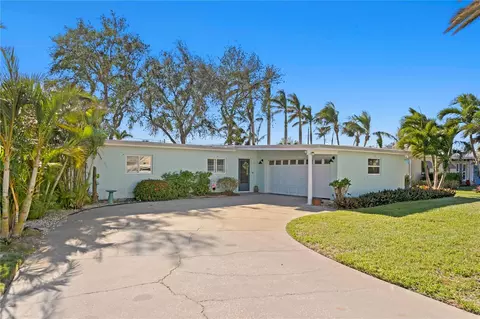6931 Grande Vista Way S, Saint Petersburg, FL 33707