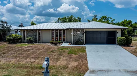 543 Mayview Ave NW, Port Charlotte, FL 33952