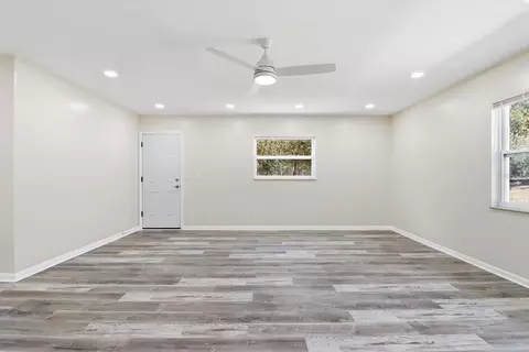 Living - 700 E Stratford Rd, Lecanto, FL 34461 photo 5 of 7