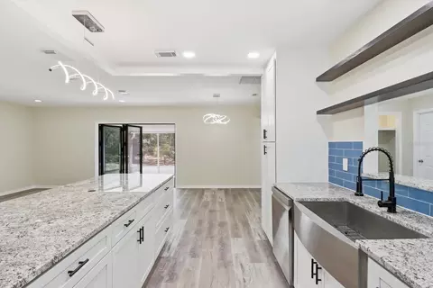 Kitchen - 700 E Stratford Rd, Lecanto, FL 34461 photo 7 of 7