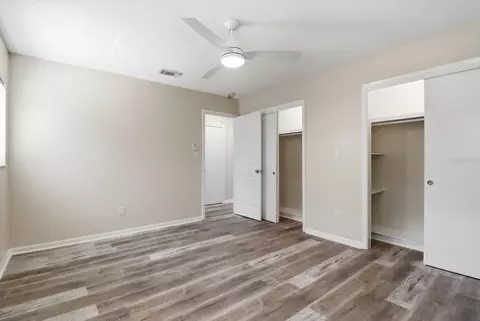 Bedroom - 700 E Stratford Rd, Lecanto, FL 34461 photo 5 of 6
